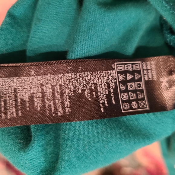 F21 Long Sleeved Dress - Picture 5 of 5